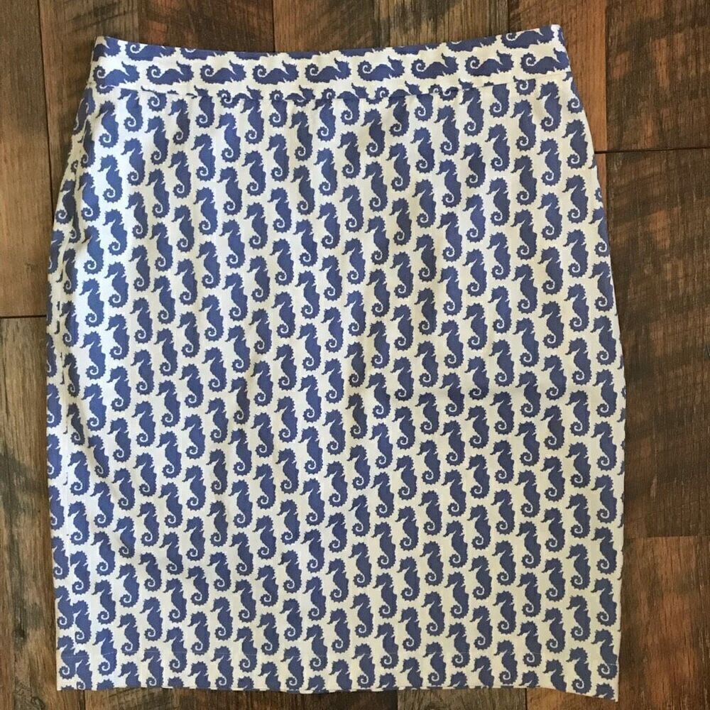 346 Brooks Brothers women’s pencil skirt Size 4 seahorse print blue white